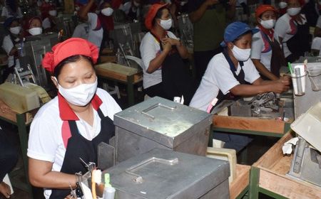 Produsen Rokok Sampoerna Mild dan Dji Sam Soe Raup Laba Rp4,9 Triliun di Kuartal III 2022