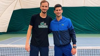 Sebut Djokovic akan Dikenang Seperti Sampras, Medvedev: Dia Luar Biasa