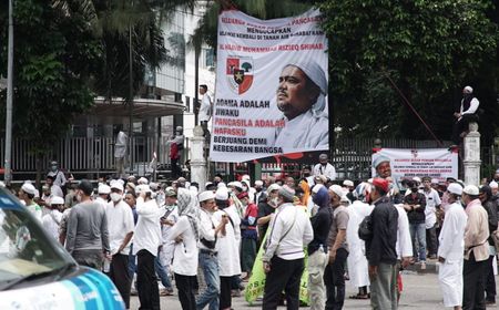 Kata FPI Soal Insiden Saling Tembak Laksar Pengawal Rizieq Shihab dengan Polisi