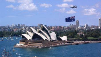 Australia Reports Two Cases Of Infection With The Omicron Variant Of The Coronavirus, Brought By Travelers From South Africa