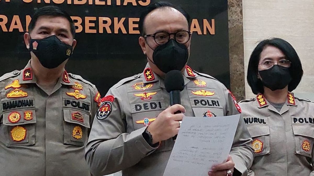 ヘイトスピーチと冒涜の疑い バンバン・トリ・ムリョーノの基本的な逮捕 本の著者 'Jokowi Under Cover'