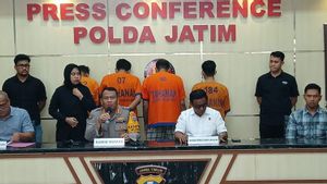 East Java Police Arrest 4 Fake Police Who Extorted Drug Users