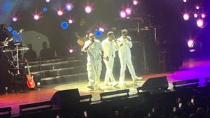 Typical R&B 90s Style, Fashion Consistent Boyz II Men Concert In Jakarta Is Timeless