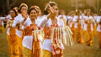 Apa Itu Kearifan Lokal, Ciri-ciri, dan Manfaatnya
