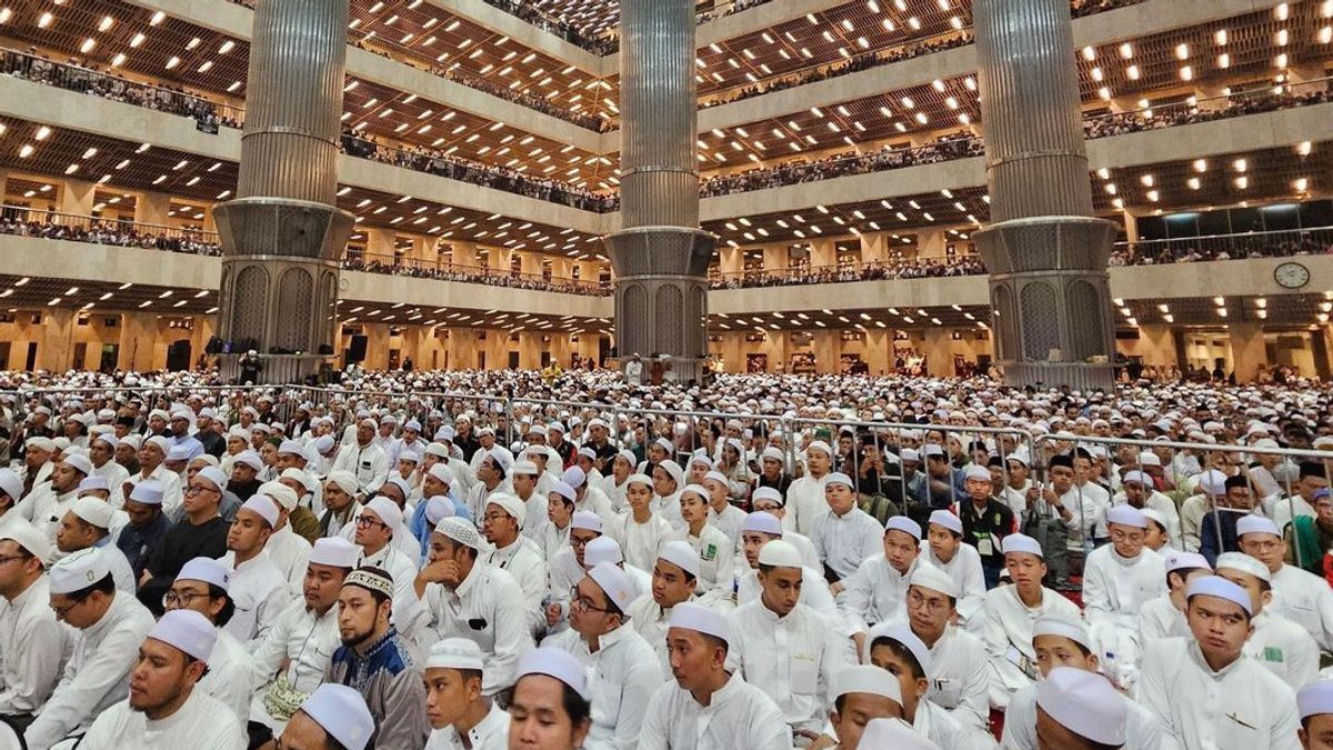 タブリー・アクバル・イスティクラル:イスラム教の新年とインドネシア共和国の78周年を記念