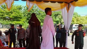 Jaksa Eksekusi Cambuk 6 Napi Pelanggar Syariat Islam di Aceh dari Judi hingga Pemerkosaan Anak