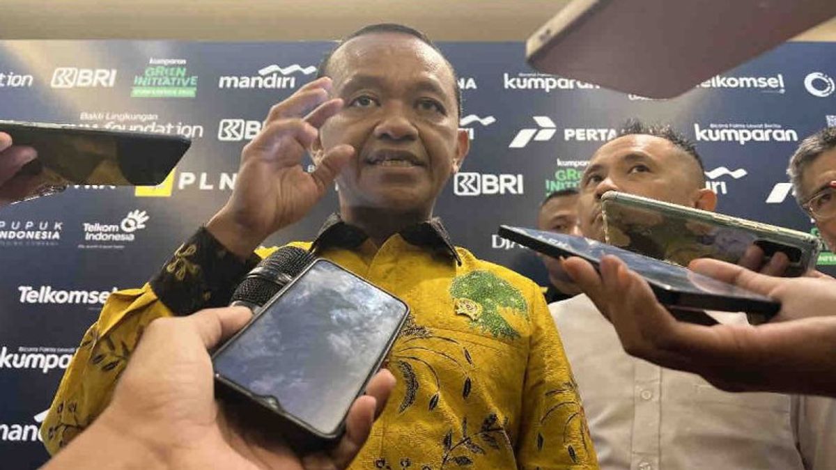 Bahlil Minta Smelter Ganti Sumber Listrik dari Batu Bara ke EBT Mulai 2025