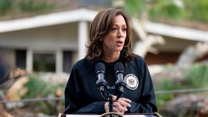 Tolak Telepon Wapres AS, Gubernur Florida Sindir Kamala Harris Tak Berkontribusi Hadapi Bencana