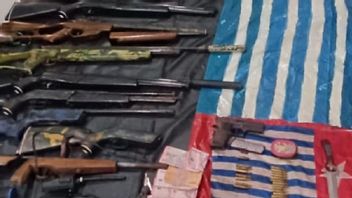 Satgas Habema Sita 13 Senjata Api dari Markas KKB Kodap XVI Dekai