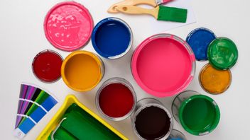 Getting To Know Anti-Hate Paint And Its Benefits For Various Industries