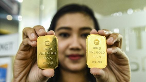 Naik Tipis, Harga Emas Antam Tembus Rekor Lagi di Rp1.396.000 per Gram