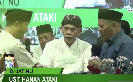 Hanan Attaki Ikrarkan Diri Jadi Warga Nahdlatul Ulama