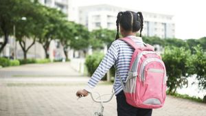 Tas Sekolah Terlalu Berat Sebabkan Masalah Tulang Punggung, Ini Saran Ahli