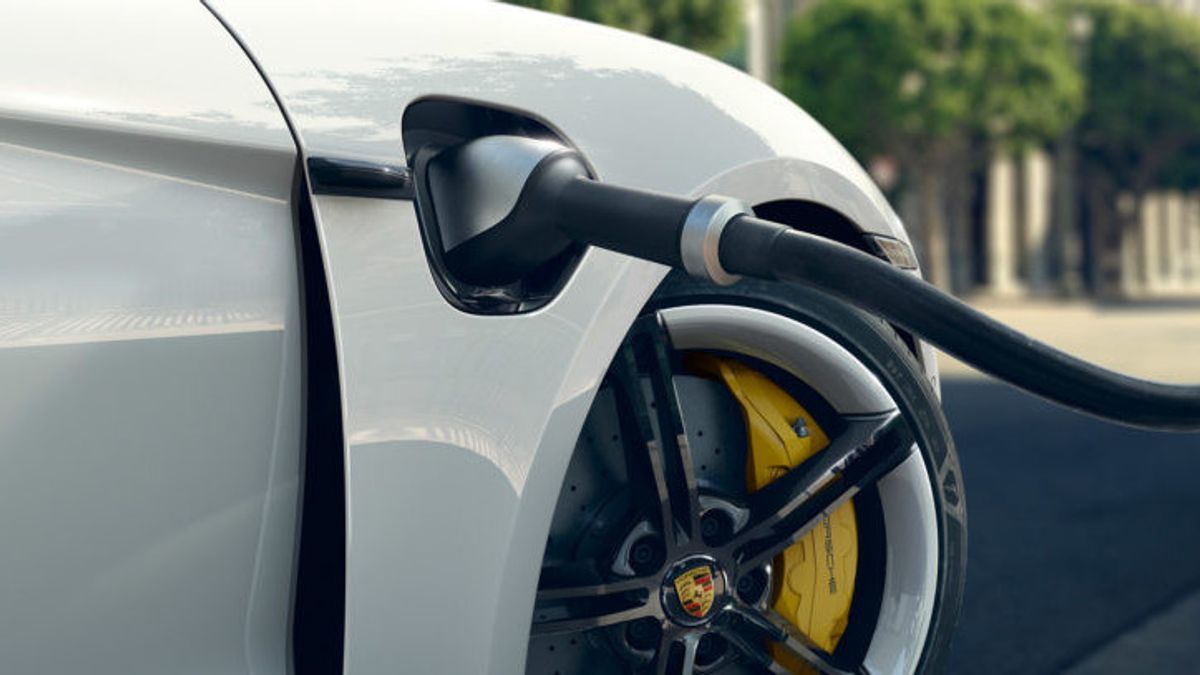 隐形城市充电将从佛罗里达州的所有电动汽车模型中制造6，000个EV充电器