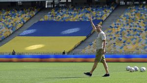 Liga Premier Ukraina Dimulai Kembali Hari Ini: Digelar di Lapangan Tertutup untuk Hindari Serangan Udara Rusia