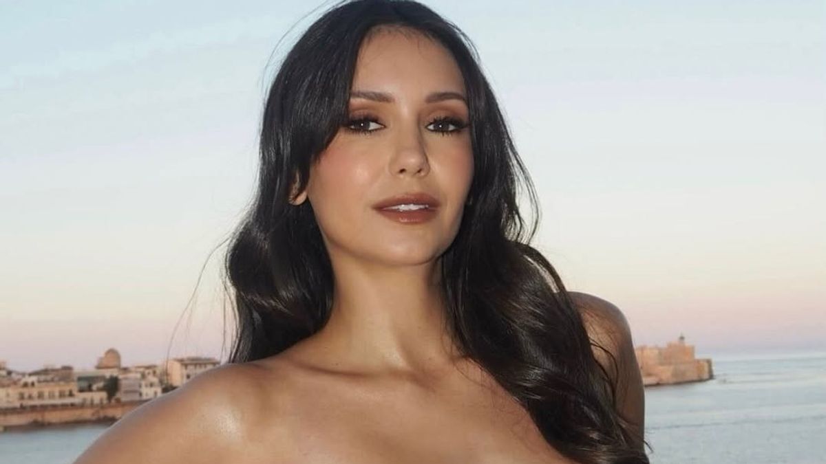 Nina Dobrev Buka Suara Kabar Hubungan dengan Zac Efron