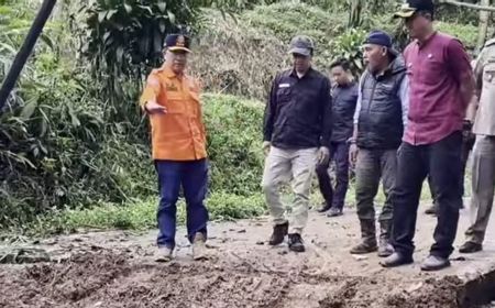 Pemkab Cianjur Targetkan Penanganan Jalan Amblas di 8 Titik Rampung 1 Hari