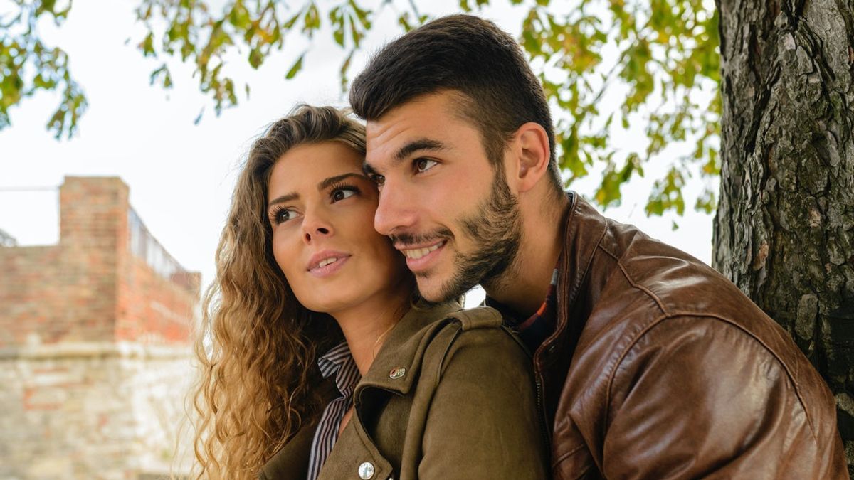 5 Alasan Pasangan Bahagia Bisa Berkomunikasi dengan Cara Berbeda, Lebih Unik dan Asyik dibanding Hubungan Orang Lain