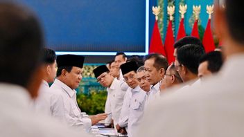 プラボウォ大統領が閣僚会議を主宰し、災害対応と国家戦略の進展について議論
