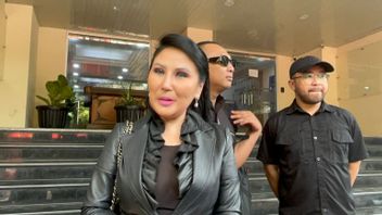 Regarding Ahmad Dhani's Report, Lita Gading: I Don't Care, I'm Busy Going International