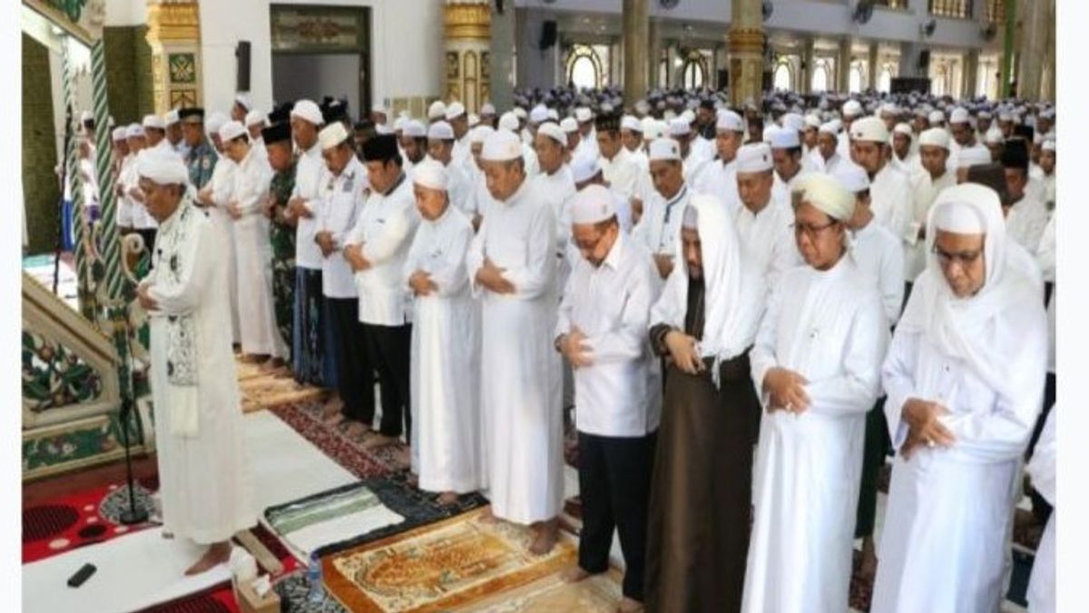 Bupati Banjar Gelar Salat Istisqa Bersama Ribuan Jemaah