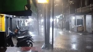Jakarta Basah di Akhir Pekan, BMKG Ingatkan Perubahan Cuaca