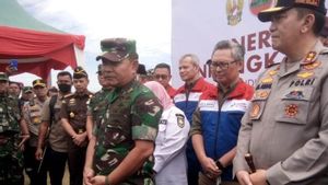 KSAD Minta Prajurit TNI Hentikan Protes ke Effendi Simbolon