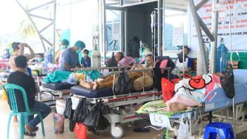 Augmentation Des Cas Positifs, Hôpitaux à Jayapura Crise De L’oxygène