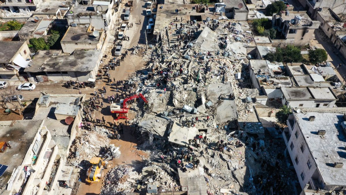 地震死亡人数达到21，000人，联合国秘书长希望增加从土耳其到叙利亚的人道主义援助