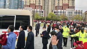 Wabah Baru COVID-19 Klaster Wisatawan: China Batalkan Penerbang, Sekolah Ditutup Kembali