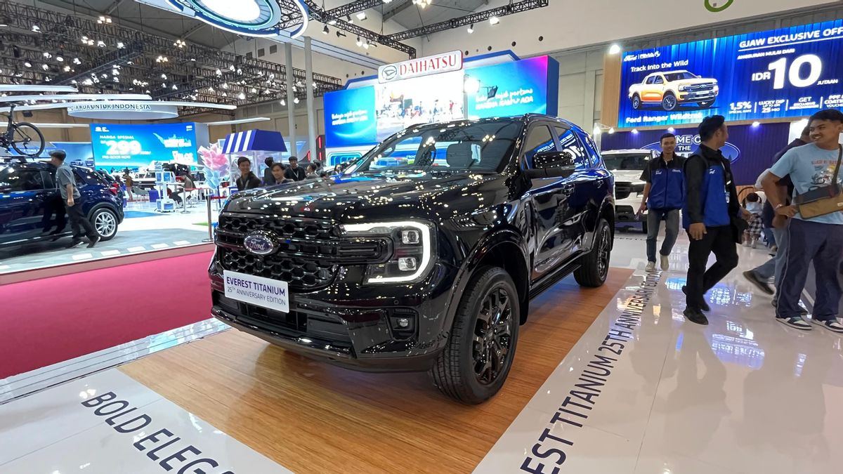 Ford Rayakan 50 Tahun di Indonesia dengan Everest Edisi Spesial di GJAW 2025