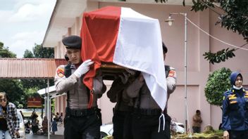 ランプンで3人の警官を撃つTNIの事件:5.56〜9mm口径の13発の砲弾