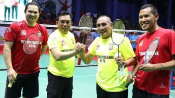 Gubernur Edy Rahmayadi Kalah Main Badminton dengan Kapolda Sumut