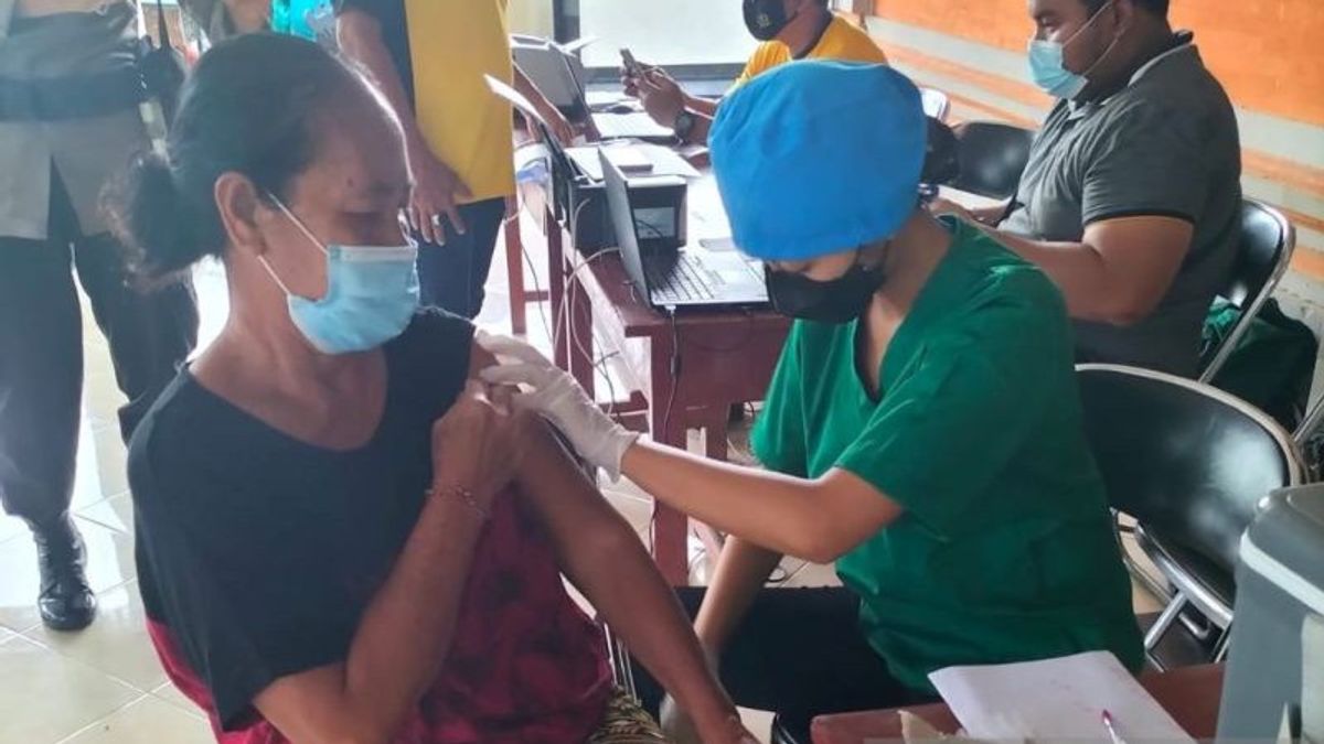 接受完整剂量COVID-19疫苗的印度尼西亚人数量多达1.6318亿