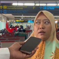 Gerak Cepat KemenP2MI Pulangkan Riska: Ditipu Agen, Diperlakukan Buruk oleh Majikan di Oman