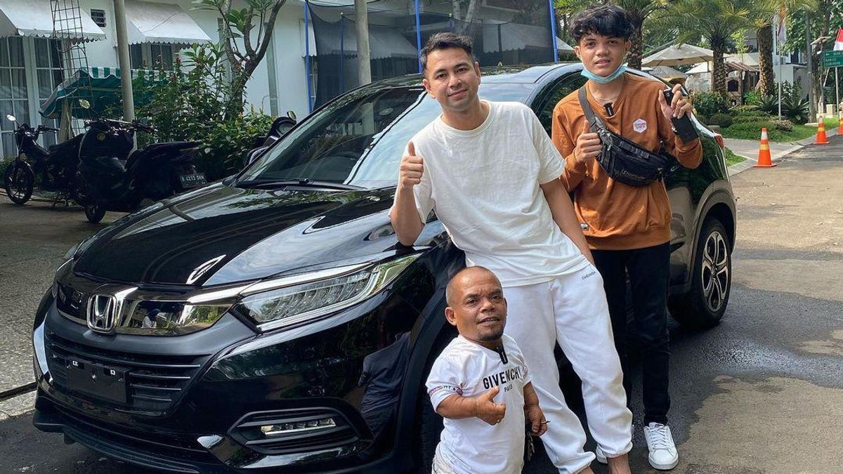 Sudah Terima Mobil dari Raffi Ahmad, Ucok Baba Masih Tak Percaya: Berasa Mimpi <i>Bro</i>