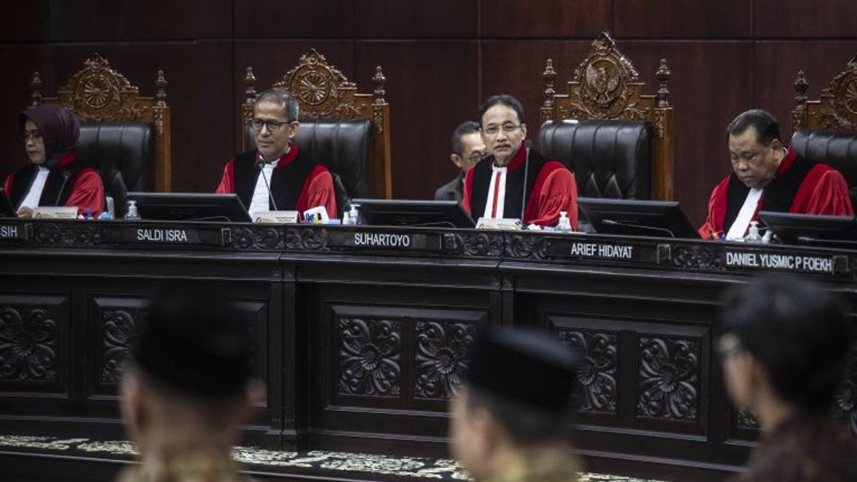 Gerindra Yakin Panel Hakim MK Bakal Round Reject Lawsuit Anies-Ganjar