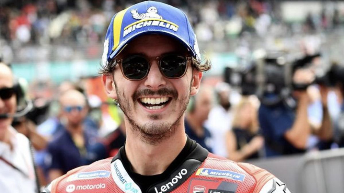 How Securities Valentino Rossi In The Eyes Of Francesco Bagnaia