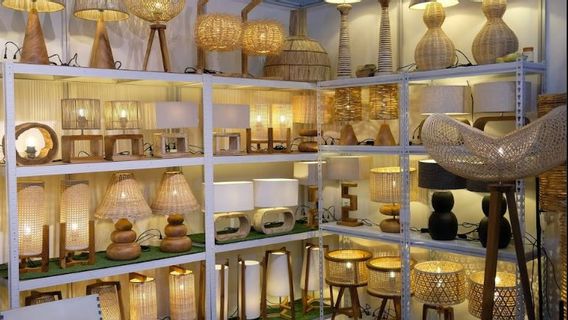 インドネシアの家具製品は世界から需要があり、IFEX 2024は4兆6,500億ルピアの取引を記録しました