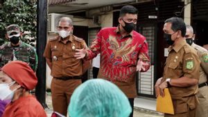 Menantu Jokowi Bobby Nasution Bicara Pasokan Vaksin COVID-19 Terhambat di Medan