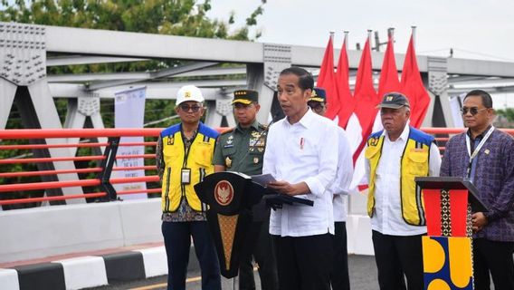 佐科威总统在爪哇北十字路口正式开设了6座新桥
