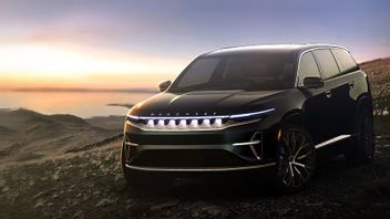 吉普车将于2024年推出Wagoneer S SUV,准备在高级电动汽车SUV级别中打破宝马iX的主导地位