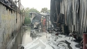 Gudang Oli di Palmerah Ludes Dilahap Api, Tidak Ada Korban Jiwa