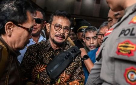 SYL Dituntut 12 Tahun Penjara dan Denda Rp500 Juta