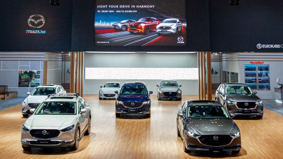 Jelang Penutupan GIIAS 2024, Mazda Tawarkan Layanan Penjualan dan Purna Jual