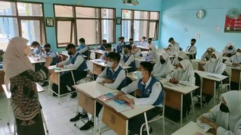 Pembelajaran Tatap Muka di Surabaya: Anak-anak Antusias, PTM 100 Persen Terlaksana dengan Baik