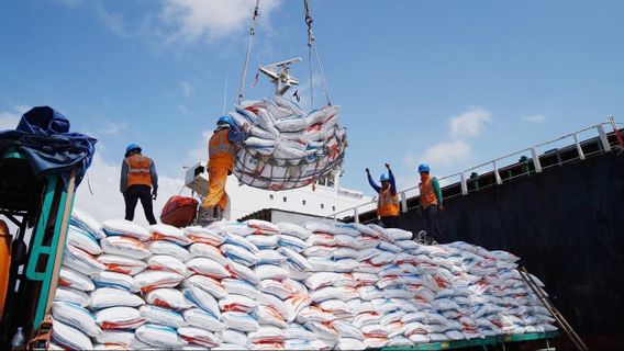 PTP Nonpetikemas assure que le déchargement des navires reste normal pendant la saison des fêtes de fin d'année