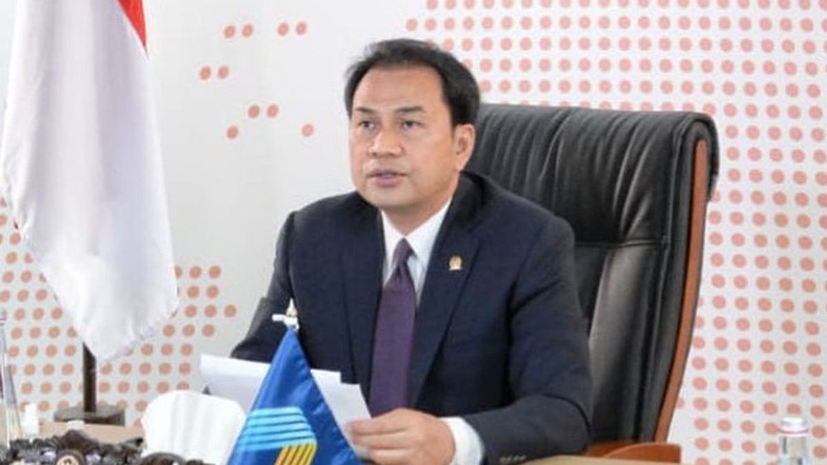 Wakil Ketua DPR Azis Syamsuddin Agar Perusahaan Tak Beri Cuti Bersama