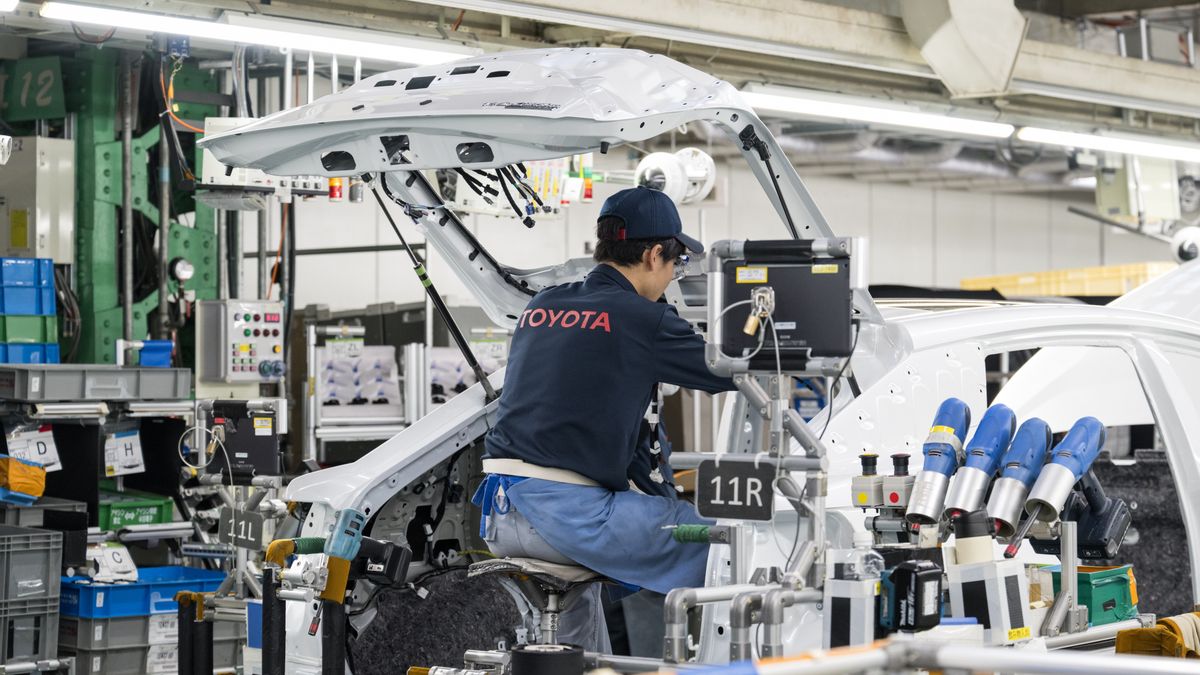 丰田在地震后恢复工厂运营,但1月15日后需要运营审查