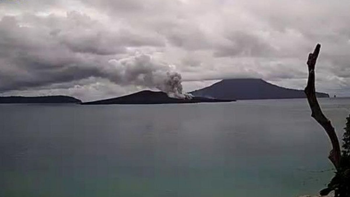 アナッククラカタウ山が2分間噴火